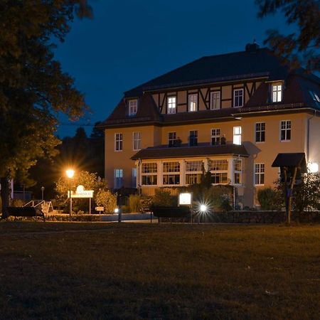 Haus Brandenburg Aparthotel Stechlin ภายนอก รูปภาพ