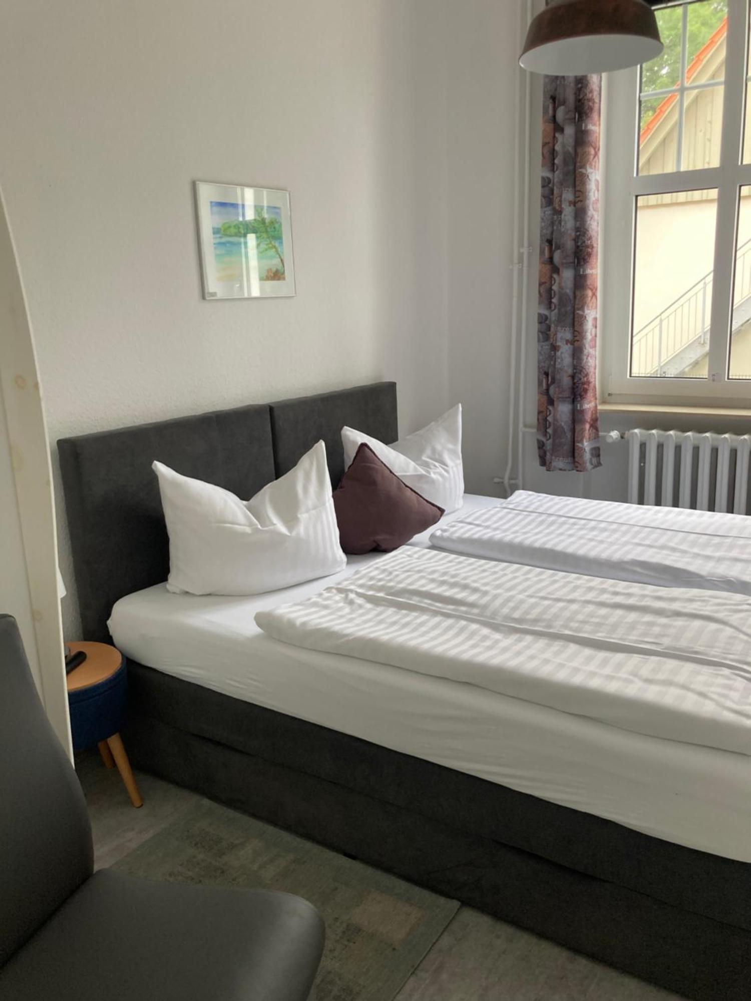 Haus Brandenburg Aparthotel Stechlin ภายนอก รูปภาพ