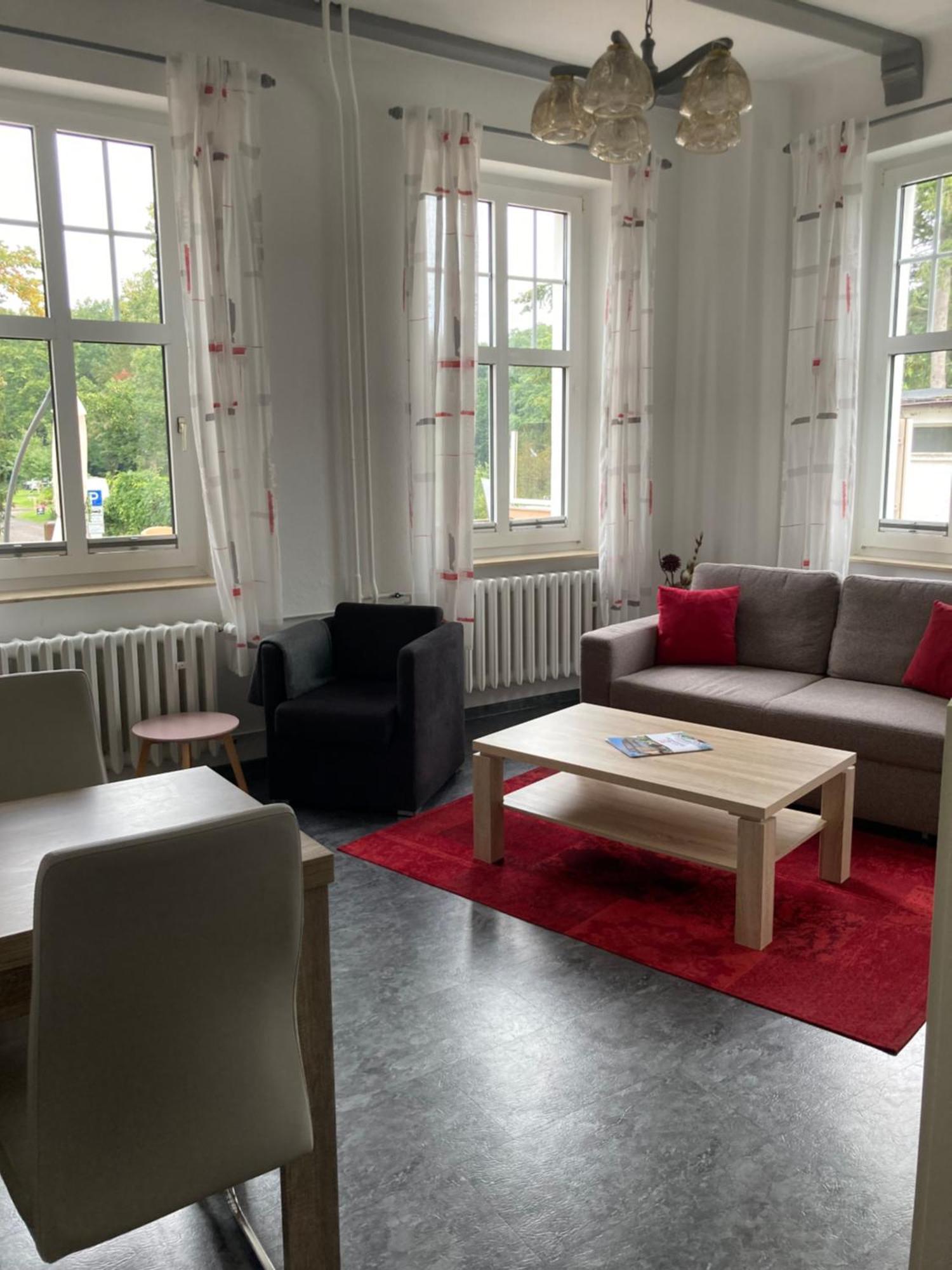 Haus Brandenburg Aparthotel Stechlin ภายนอก รูปภาพ