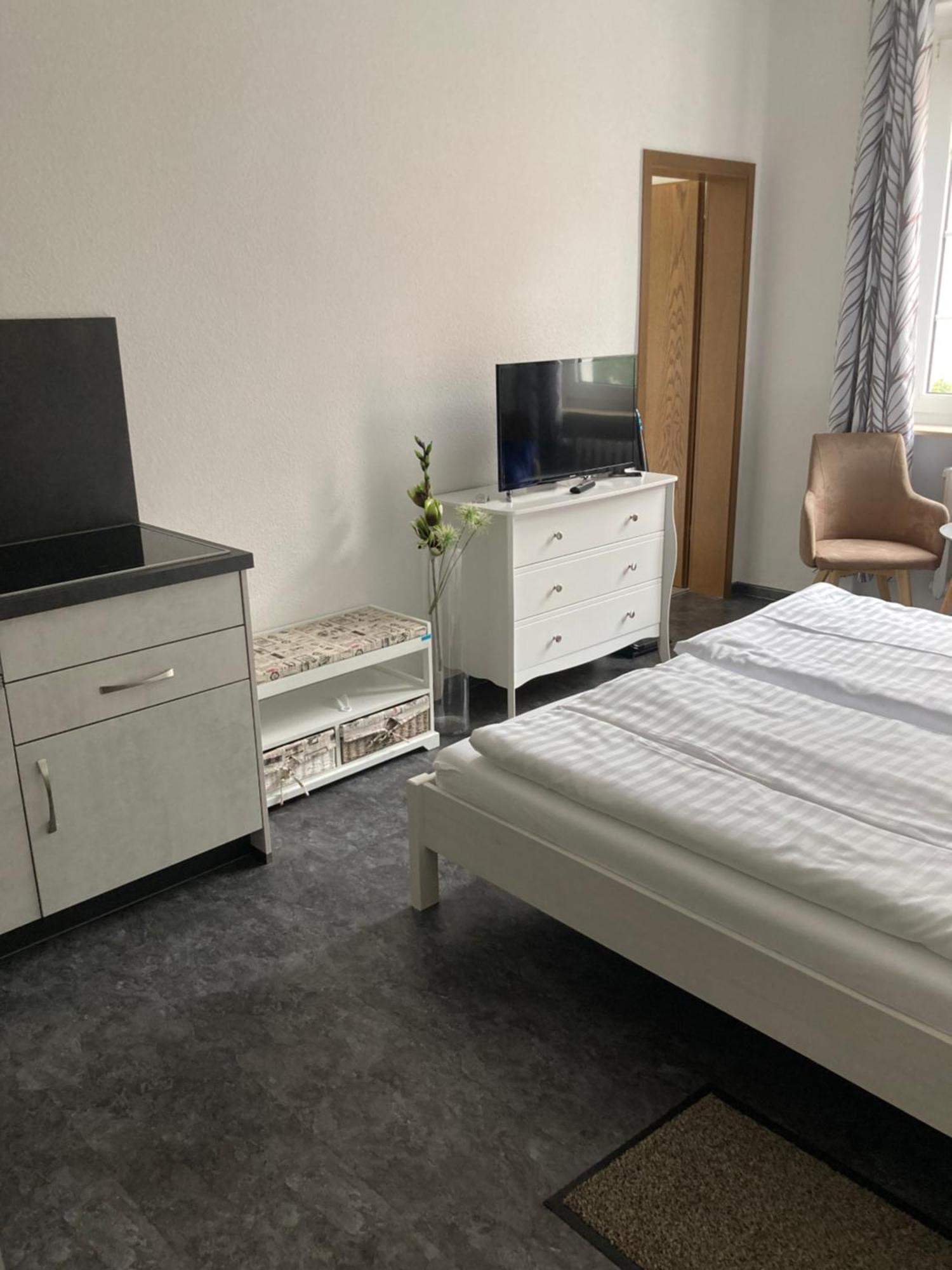 Haus Brandenburg Aparthotel Stechlin ภายนอก รูปภาพ