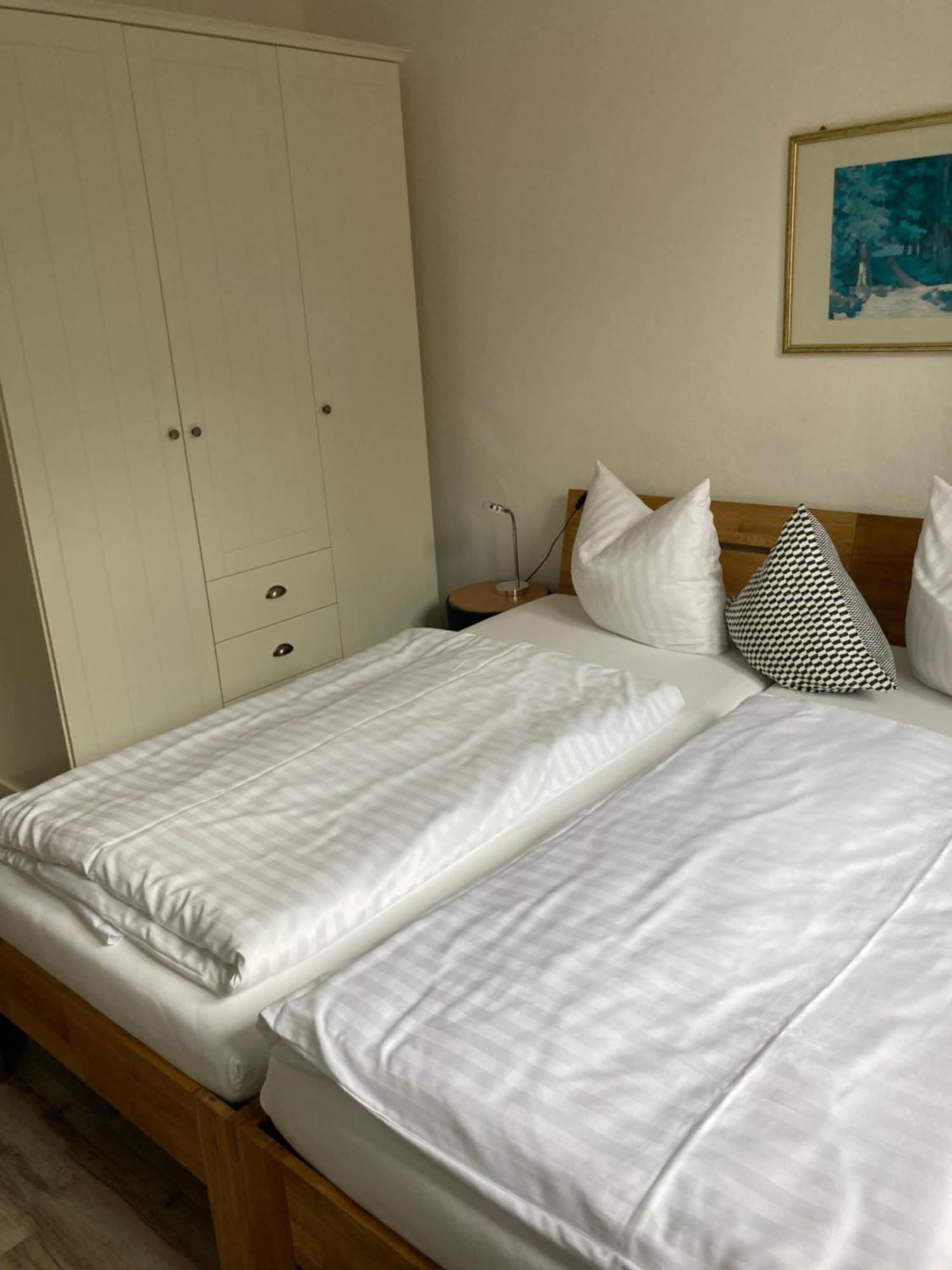 Haus Brandenburg Aparthotel Stechlin ภายนอก รูปภาพ